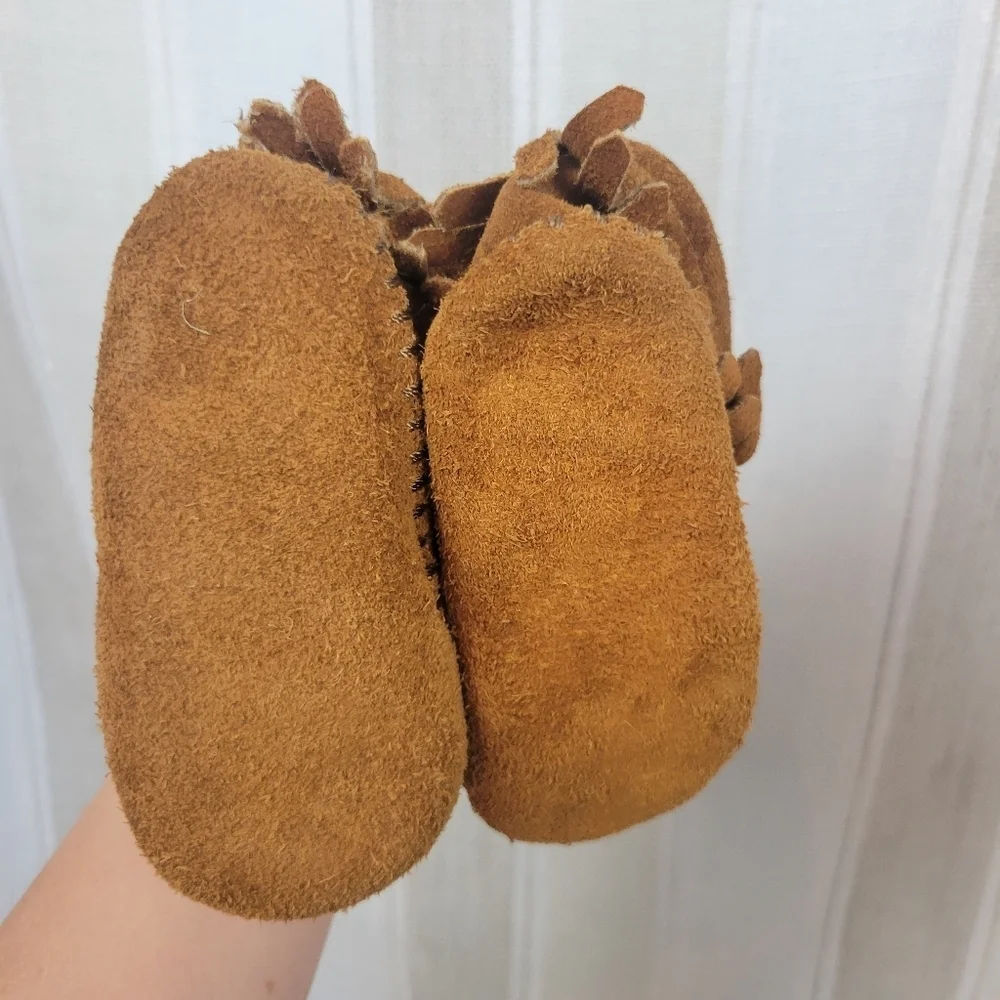 Minnetonka Genuine Leather Moccasins Tan Brown Baby Toddler Size‎ 3